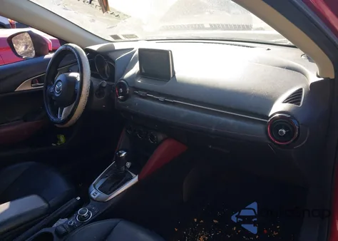 2016 Mazda Cx-3 Touring z USA, uszkodzony, nr VIN JM1DKFC73G0137760